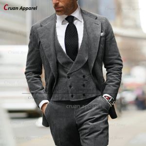 Abiti Abiti di velluto a coste per uomo Tre pezzi Smoking da lavoro formale Prom Tailormade Vintage Wedding Men Suit Jacket Vest Pants Set