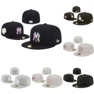 Erkekler için Toptan Beyzbol Tasarımcı Şapka Tüm Takım Nakışları Güneş Kapalı Beanies Erkekler İçin Düz Zirvesi Kadınlar Tam Kapalı Boyut 7-8