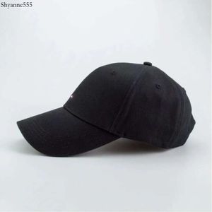 Yeni Moda Ayarlanabilir Metal Toka Snapback Caps Strapback Beyzbol Boy Hiphop Şapkaları Erkekler Kadın İşlemeli Kapak