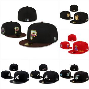 Облегающие шапки Классические черные спортивные шапки Casquette Logo Sport World Заплатанные полностью закрытые прошитые шапки, размеры 7-8, смешанный заказ