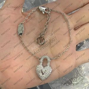 Tasarımcı Takı Kolye Bracle Zinciri Moissanie Braceles Kadın Mücevher Tasarımcıları Moda Rendy Bangle Tianium Seel Gül Altın Plaed Klasik Chrismas Düğün