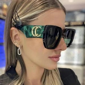 Güneş Gözlüğü Tasarımcı Güneş Gözlüğü Kadınlar İçin Lüks Güneş Gözlüğü Erkek Moda Tarzı Yaz Polarize Güneş Gözlükleri Gözlük Bacakları Kutu ile Lens Unisex