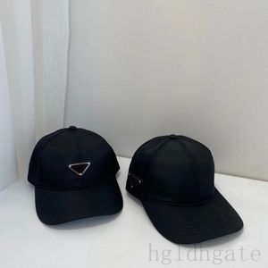 Verão gorras boné de beisebol designer caminhoneiro chapéu triângulo nylon praia mulheres viajando na moda tiktok snapbacks bege branco mens boné agradável olhando PJ033 G4