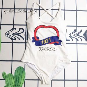 2024SS Tasarımcı Mayo Kadınlar Vintage Thong Micro Cover Up Kadın Bikini Setleri Mayo Baskı Mayo Takım Takım Elbise Bayanlar Yaz Plajı Yüzme Takım Tatil 244