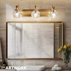 Duvar lambası Vintage LED Işık Yatak Odası Banyo Aynası İç Mekan Ev Dekorasyonu 3 Baş Kristal Top Sconce