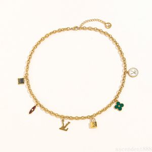 Colar de designer clássico para mulheres pingente colares luxo banhado a ouro correntes colar moda jóias presentes