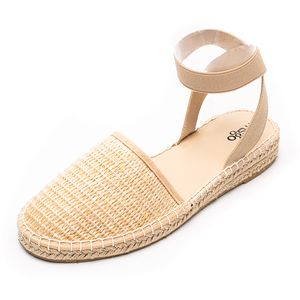 Ucuz ve moda kadınlar rafya malzemesi bej tuval t ayak bileği kayış yumuşak iç taban temel düz sandalet