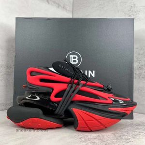 Sapatos baratos Casais Qualidade Pé Designer Balmana Moda Masculino Top Man Venda 2024 Match One Sneaker Airbag Mens Zhn5