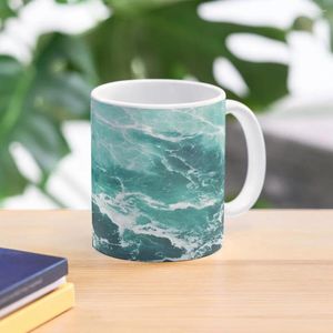 Kupalar mavi okyanus yaz plaj dalgaları kahve kupa funnys porselen