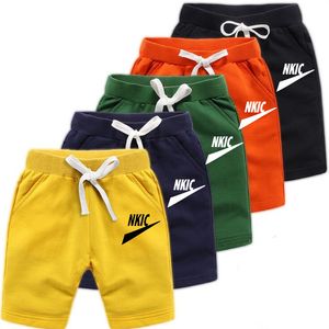 Летние повседневные брендовые шорты для мальчиков от 1 до 13 лет, детские короткие штаны с эластичной резинкой на талии, серые хлопковые пляжные мягкие костюмы для малышей