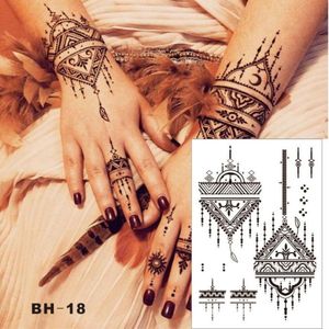 BH18 Треугольник Простая черная временная татуировка хной для обеих рук Вдохновленная наклейка для тела1411189