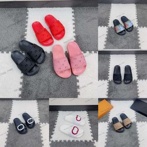 Küçük büyük çocuklar kesik kauçuk terlik, yürümeye başlayan bebek kayması üzerinde düz slaytlar tasarımcı sandalet markalı katır erkek kızlar moda yaz plajı sandal havuzu su geçirmez ayakkabılar