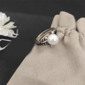 Kadınlar için Nişan Yüzükleri Tasarımcı Takı Erkek Kaplamalı Gümüş DY Vintage Ring Kişilik Evlilik Yıldönümü Mevcut Klasik Yüzeyler Twisted Womens ZH144 E4