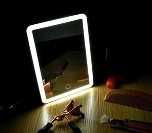 LED Vanity Touch SN Makyaj Aynası Vanity Büyütme Işıkları 180 Derece Döndürme Tablo Tezgah Kozmetik Banyo Aynası 3411412