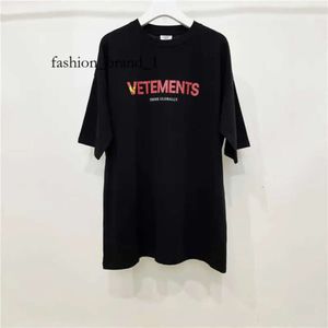 Tasarımcı T Shirt Vetements Gömlek Erkek Tişörtleri Vetements Anti War Büyük Boy T-Shirt Erkek Kadın Günlük Yaz Elbisesi Moda Lüks Trend Markası Yüksek Kalite T Shirt 6918