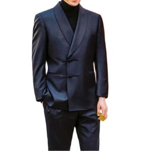 Takım elbise moda erkekler ince fit siyah şal yaka tek göğüslü saten erkek takım parti palyaço balo smokin 2 adet set 2023