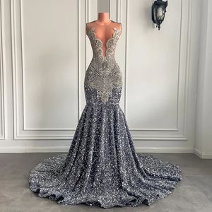 Luxurous Long Sparkly Prom Dresses Sheer O-neck Luxury Silver Crystals Diamond Sequin Mermaid Black Ladies Prom Party Gowns