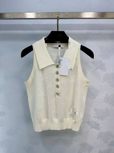 Frete grátis 2024 tricô branco lapela pescoço sem mangas mulheres malhas designer apliques estrelas curto feminino topos 30816