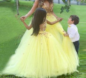 Özel Yapım Çarpıcı Sarı Balo Elbise Çiçek Kız Elbiseler Düğün Kızlar Pageant Elbiseleri Çocuk Partisi Elbise Ucuz Çocuklar Balo Dre5573285