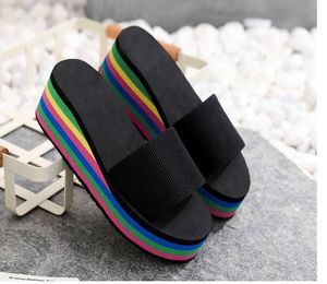 En kaliteli gai yaz kadın plaj flip floplar ayakkabı klasik bayanlar serin düz taksi kadın sandalet ayakkabı düşük fiyat