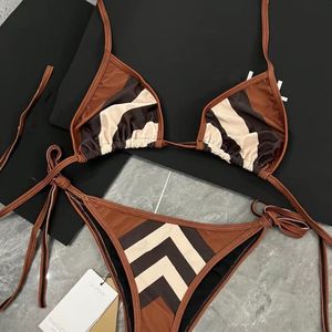 Tasarımcı Sıcak Sat Bikini Kadın Sens Beach Yüzme Giyim Yazım Yazma Takım Seksi Askı Kayışı Bur tasarım Deseni Ekose Mayo Yüksek Kalite Kadın Boyutu S-XL