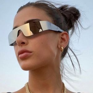 Zukünftige Punk-Sonnenbrille des Modedesigners für Männer und Frauen, sportlich und technologisch, modisch und schnell, Rahmen, integrierte Linse, keine Marke, dekorative Brille