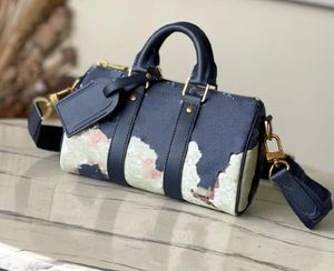 24ss tasarımcı erkek çantası denim keepall çanta erkek tasarımcılar çapraz çantalar mürekkep mavi çanta lüks şehir keepall omuz çantası silindir deri kol çantaları 25cm