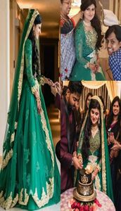 Кристалл Индии Мусульманские свадебные платья с длинным рукавом 2019 Скромное изумрудно-зеленое кружево Саудовская Аравия Дубайский кафтан Свадебное платье Gow6615901