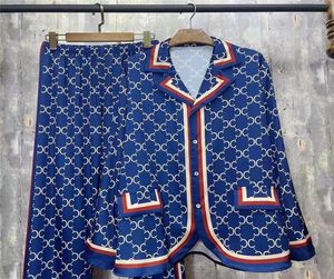 Pürüzsüz İpek Nightwear Ev Tekstil Ekose Desen Süper Yumuşak Pijamalar Erkekler Eğlence Homewear Uzun Kollu Places Summer1958794