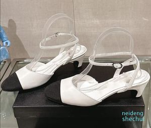 Tasarımcı -Dress ayakkabıları yavru kedi orta 4.5 bez koyun derisi patchwork işlemeli ayak bileği tokası ayarlanabilir düğün ayakkabıları parti ayakkabıları
