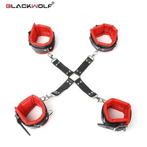 Бондаж BlcakWolf БДСМ игры наручники для пары Высокое качество безопасный мягкий материал из искусственной кожи кровать открытый бондаж сексуальные женские наручникиL2403