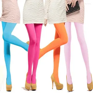 Kadın Çoraplar Şeker Renk Sıcak Seksi Taytlar 120D Velvet Dikilişsiz Külotlu Köpek Yazar Bahar Yaz Büyük Elastik Uzun Çoraplar