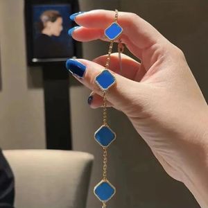 Tasarımcı Takı 5 Motif Yonca Bileklik Lüks Jewerly Tasarımcı Kadın için 18K Gül Kaplama Gümüş Kabuk Kadınlar Altın Zincir Erkek Moda Takı Cjeweler Parti Hediye