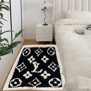 Designer preto branco tapete francês classicold flor logotipo retangular tapete de cabeceira anti incrustante decoração de casa tapete em loop tapete