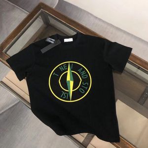 Fasion Bebek Giysileri Çocuk Tasarımcı Tişört Kız Erkek Kısa Kollu Yürümeye Başlayan Toddler 1-15 Yaş En İyi Çocuk Tshirts Lüks Yaz Mektup Ebeveynlik Çocuk Tee Boyutu 90-160