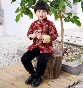 Bahar Kostümleri Çin Yıl Kıyafetleri Çocuklar İçin Bebek Erkekler Tang Takım Kıyafet Kırmızı Taç Baskı Retro Üstler ve Pantolon Seti 240308