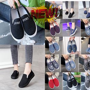 Tasarımcı Loafers Kadınlar Sıradan Ayakkabı Moda Düz Loafers Bayanlar Platform Kauçuk Ayakkabı Siyah Parlak Deri Yuvarlak Spor ayakkabılar Gai