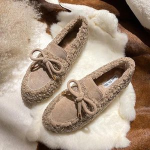 Sıradan Ayakkabı Bowknot Kuzu Kürk Daireleri Kadın Tasarım Kış Somunlar 41-42 Büyük Boyut Pamuk Mokasenleri Kadın Kıvırcık Düz