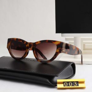 солнцезащитные очки для женщин дизайнер мужчина 23YS Homes Новые солнцезащитные очки Cat Eyes Fashion Small Frame Online Popular Ins Street Shoot With Box