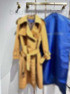 Homens Trench Coats Designer Marca Liu Yifei Mesmo Estilo L Família Camelo Windbreaker Casaco Feminino Comprimento Médio Clássico Simples Moda Britânica GG0E