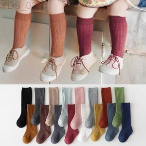 Çocuk Çorap İspanya Çocuk Çorap Stripe Erkekler ve Kızlar Pamuk Çorap Nefes Alabilir Diz Yüksek Bebek Uzun Çorap Okul Okulu Üniforma Çoraplar 0-7 YQ240314