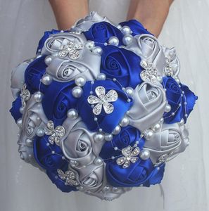 Дешевый синий серебряный букет Роза подружки невесты Свадебные цветы из пены Роза Свадебный букет Лента Поддельный свадебный букет9914725