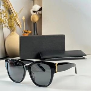Tasarımcı Güneş Gözlüğü Lüks Gözlükler Koruyucu Gözlük Saflığı Büyük Boy Tasarımcı Alfabe Tasarım Güneş Gözlüğü Sürüş Seyahat Plaj Giyim Güneş Gözlükleri Kutusu