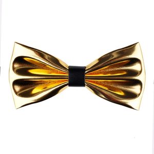Moda Ultra Parlak Altın Bow Ties PU Deri Gece Mağazası Sahnesi Ev sahibi Damat Bowtie Erkekler için Aksesuarlar 240314