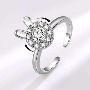 Tiktok умный кролик женский вращающийся свет роскошный нишевый дизайн указательный палец кольцо новая мода