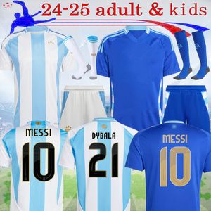 24 25 Arjantin Futbol Formaları 2024 Messis Maradona Argentino Kids Kit Oyuncu Versiyon J.Alvarez Mac Allister Di Maria E.Fernandez De Paul L.Martinez Futbol Gömlekleri