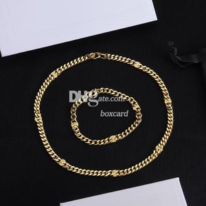 Luxo grosso corrente colares pulseiras conjuntos na moda dourado matal colares pulseiras carta banhado colares conjuntos com caixa de presente