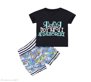 Trendy Kids Boy Boy Set V Boyun Siyah Mektuplar Tank Top dino baskı şort kıyafetleri yürümeye başlayan giyim setleri 3m4y tüm 2019 Summer6780785