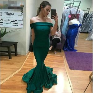 Yeni Seksi Yeşil Uzun Denizkızı Prom Elbiseler Straplez 2024 Omuzdan Mütevazı Saten Zemin Lenght Kadınlar Akşam Elbise Özel Artı Boyut