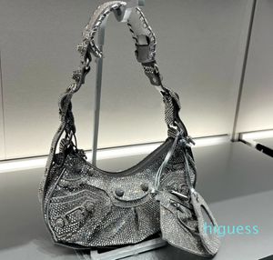 Yeni Çapraz Vücut Tam Matkap Moda Rhinestones Omuz Çantaları Crossbody Motosiklet Ay Pochette Çanta Kadın Erkekler Lüks Su Çantaları Matkap Çanta Tote Hobo debriyaj Çantası